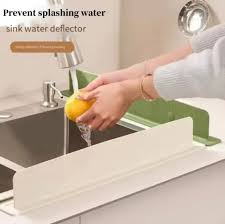 Silicone Sink Splash Guard – Anti-Spill Faucet Stopper, Flexible Oil-Proof Water Baffle with Suction Cups