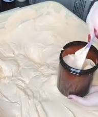 Zafrani 250ml Whitening Cream – Moisturizing & Glow-Enhancing Face Cream